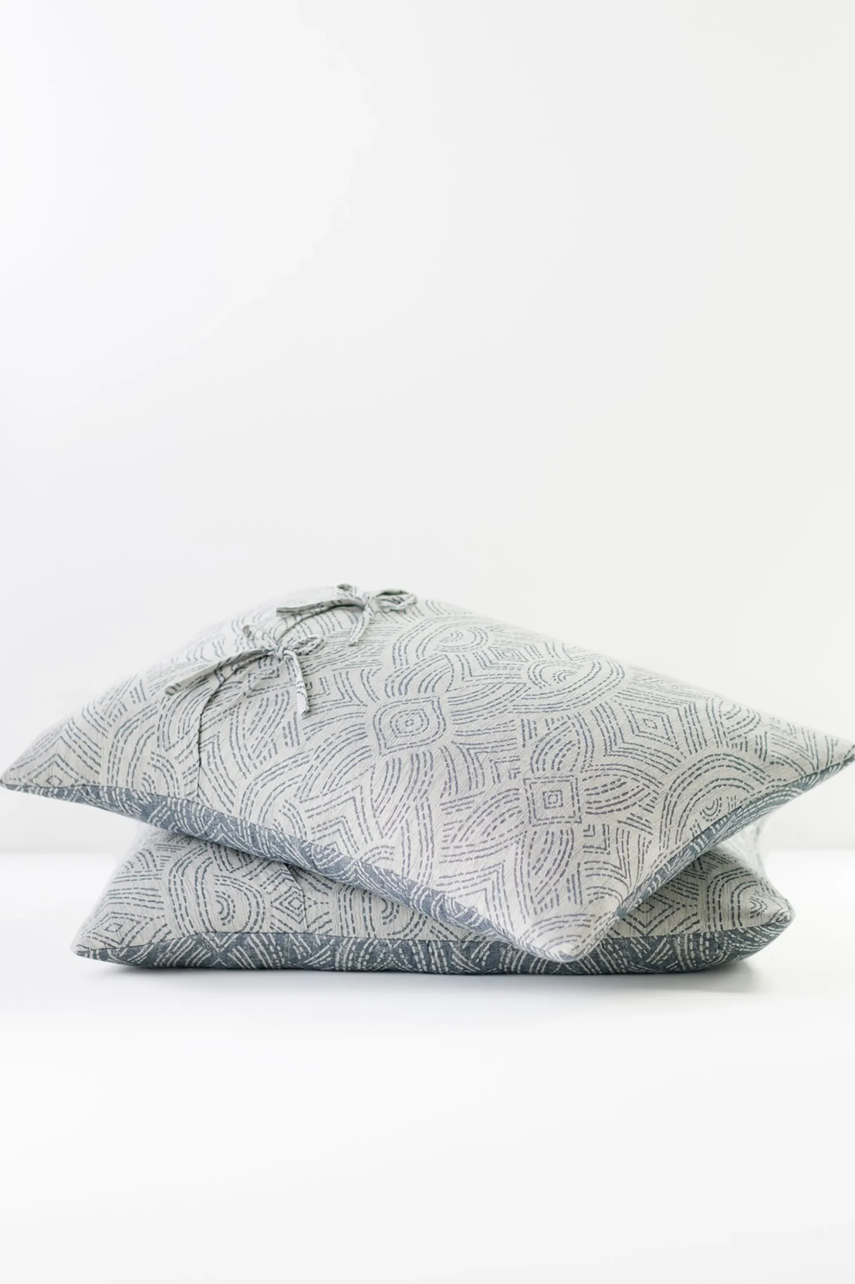 Cordova Reversible Jacquard Sham