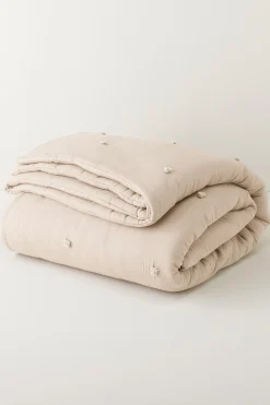Harlow Tufted Comforter