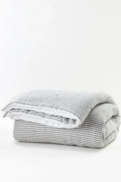 Isabelline Stripe Comforter