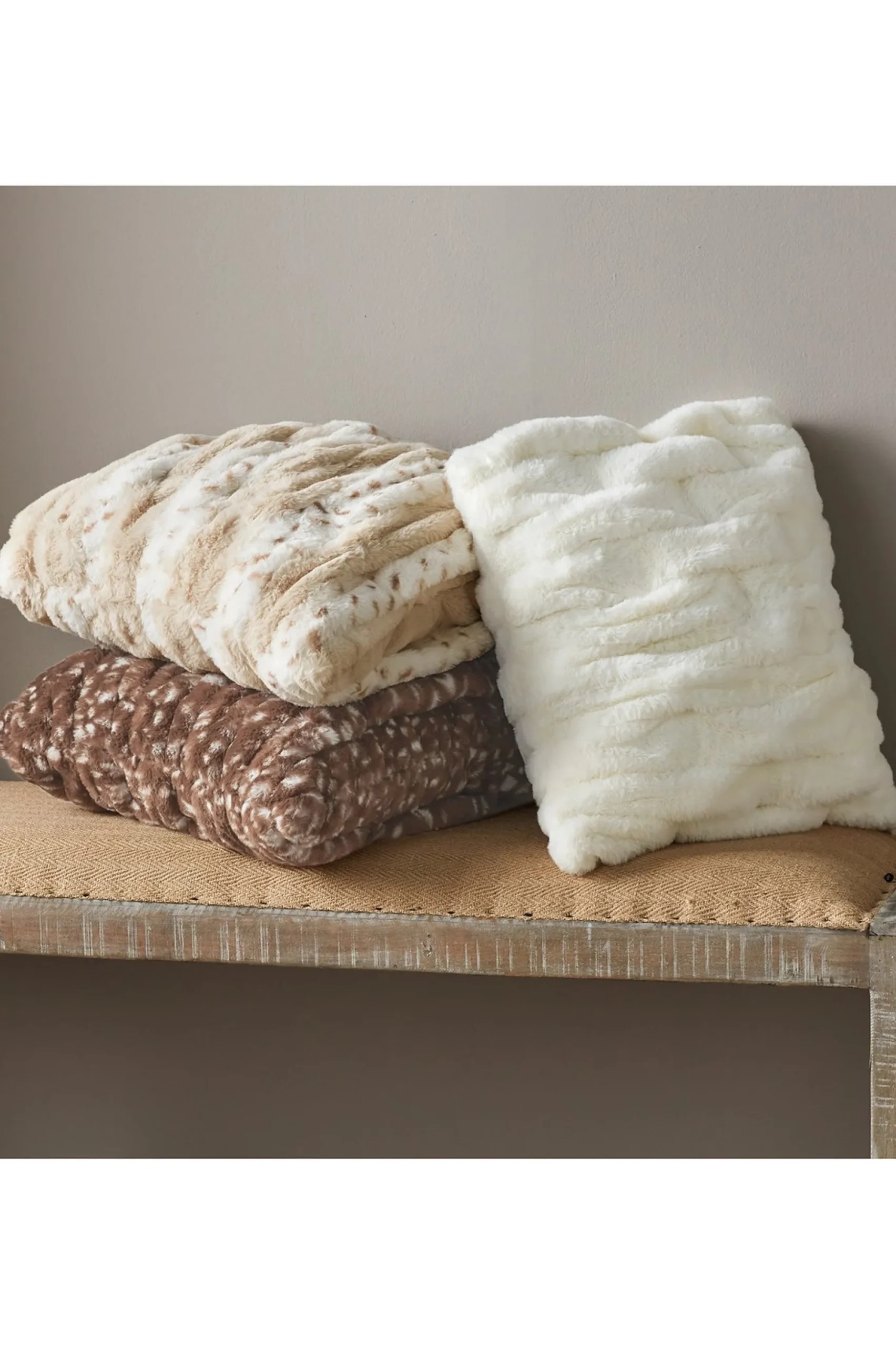 La Parisienne Faux Fur Pillow